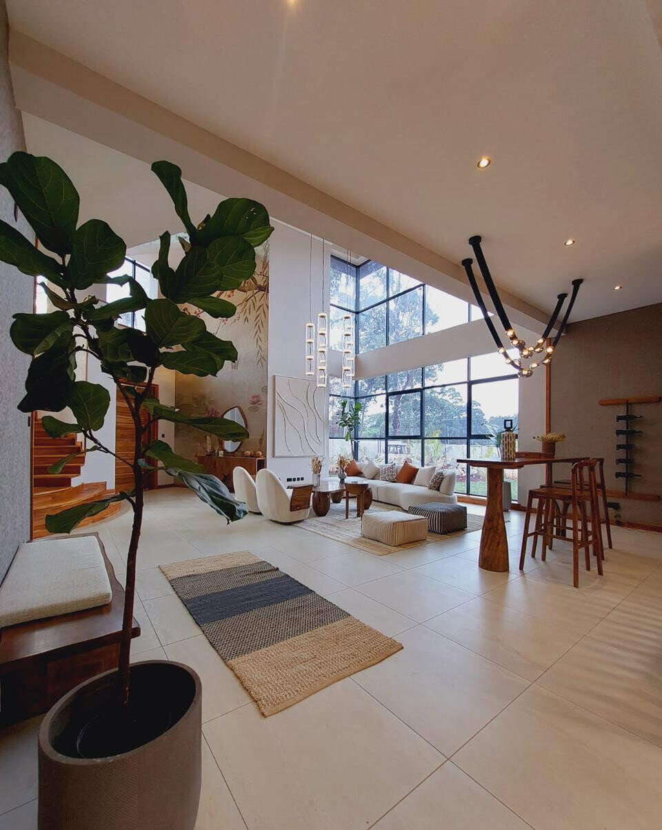 5BR En-Suite Townhouse with Pool & DSQ - Loresho
