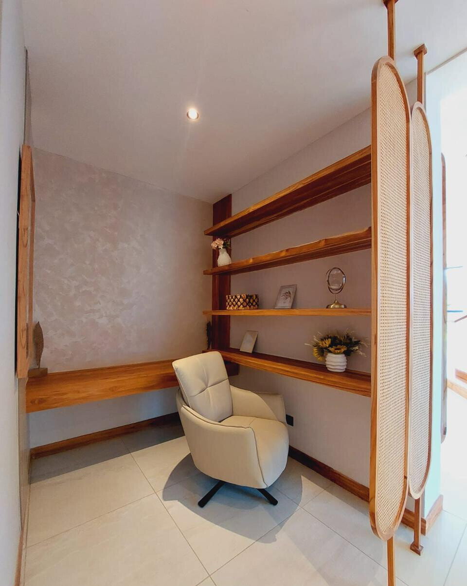 5BR En-Suite Townhouse with Pool & DSQ - Loresho