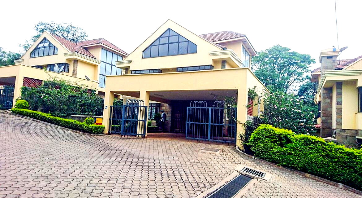 4-Ensuite Townhouse with Fireplace & Tenant Income - Lavington