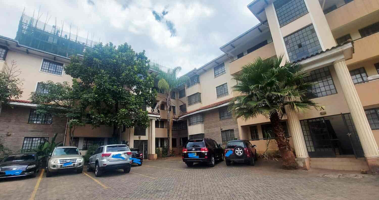 3BR with Jacuzzi & Pool in Quiet 16-Unit Court - Kileleshwa