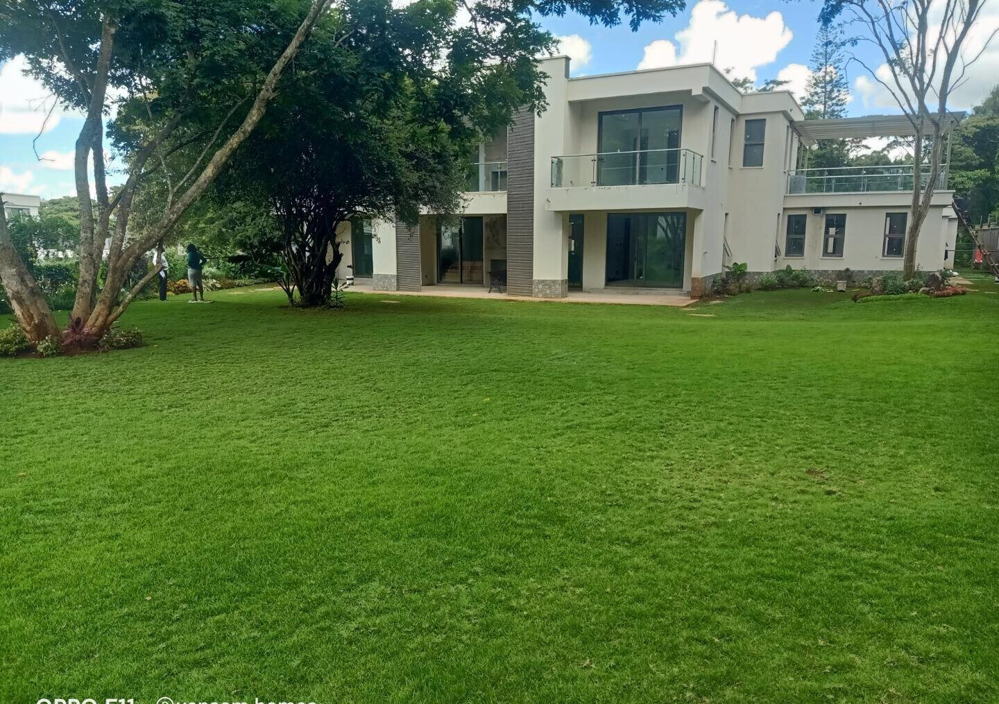 5-Bed Townhouse with DSQ for 2 in Gated Karen Estate