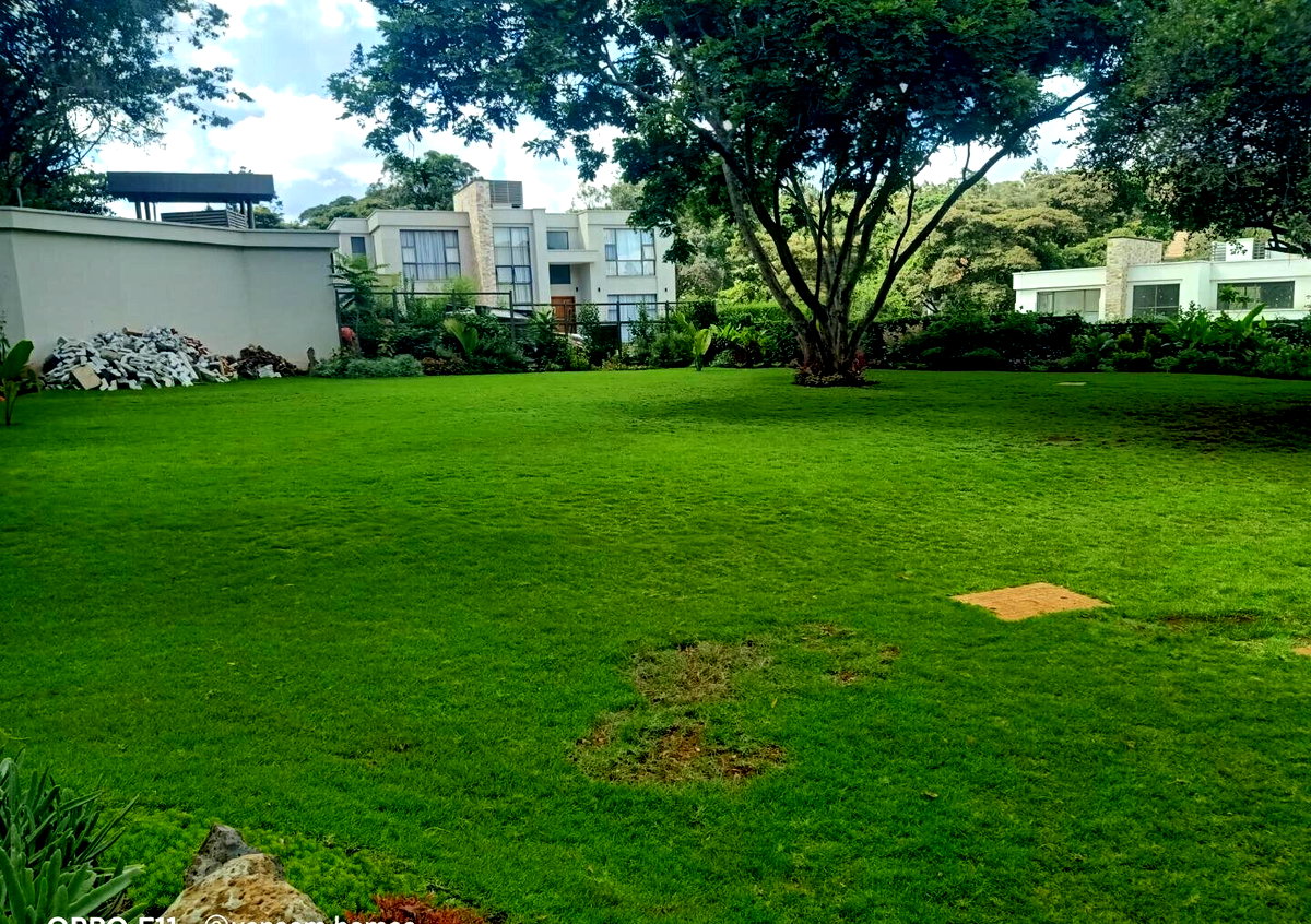 5-Bed Townhouse with DSQ for 2 in Gated Karen Estate