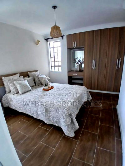 4bdrm Maisonette in Gateway Mall for sale - Image 14