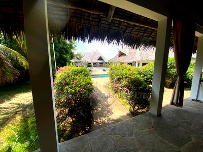 Cozy Villa - Image 4