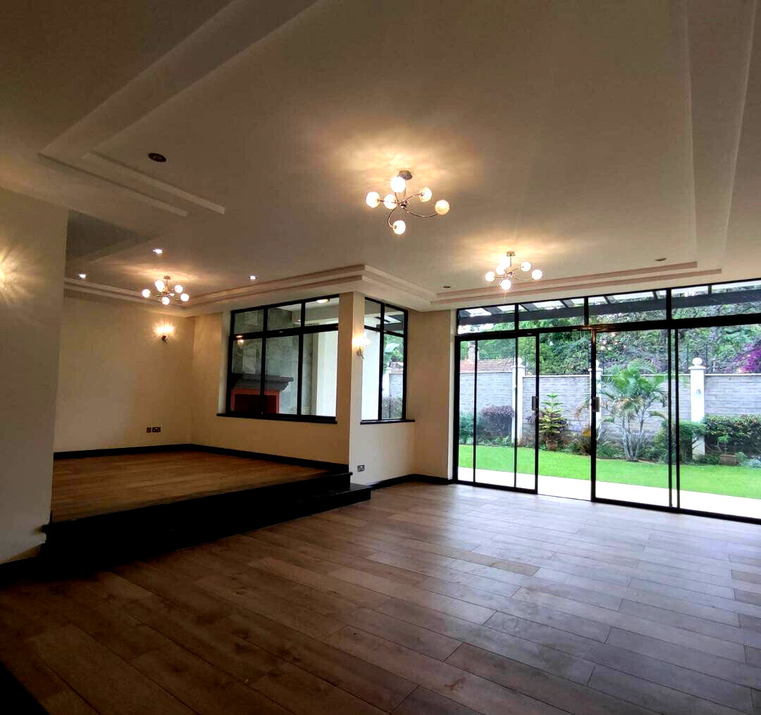 5-Ensuite Townhouse with Private Pool & Study - Lavington