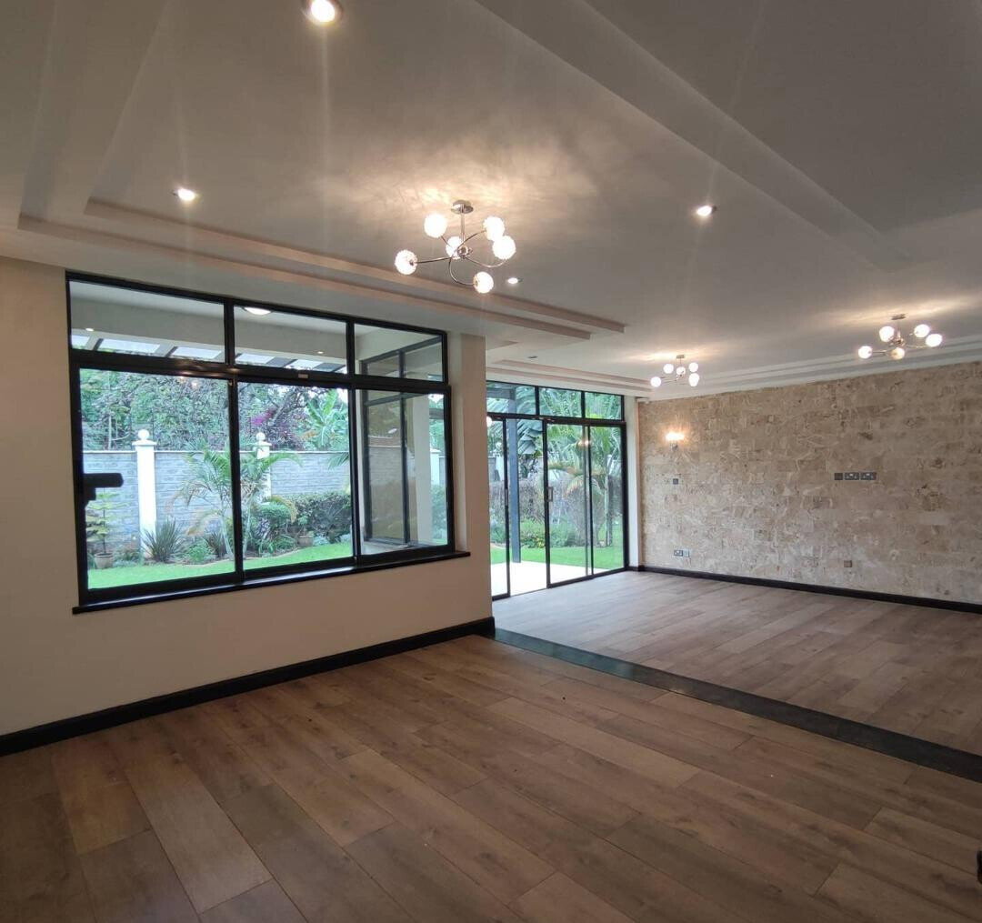 5-Ensuite Townhouse with Private Pool & Study - Lavington