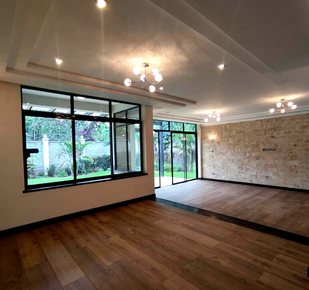 5-Ensuite Townhouse with Private Pool & Study - Lavington