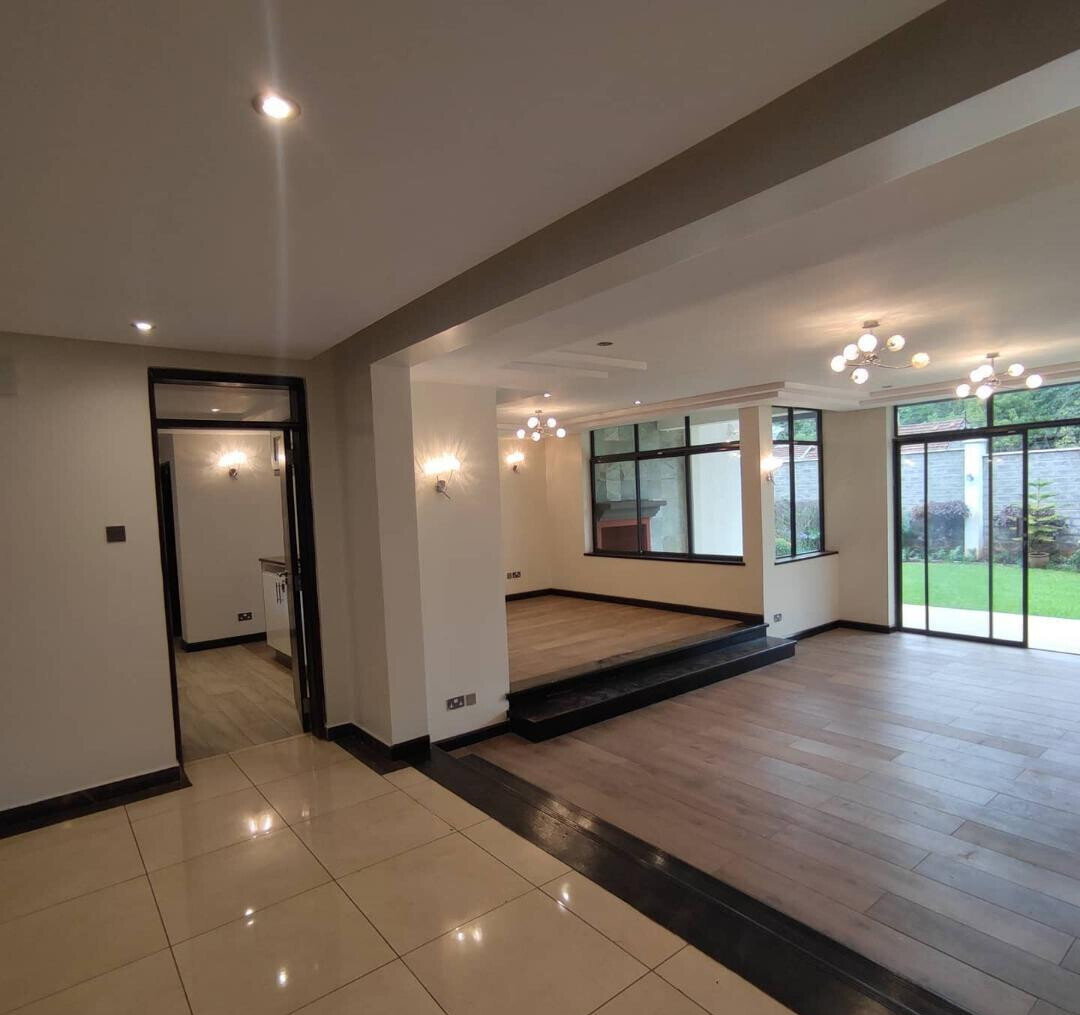 5-Ensuite Townhouse with Private Pool & Study - Lavington