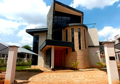 Super-Premium 4BR Villa with DSQ in Loresho Village Cluster