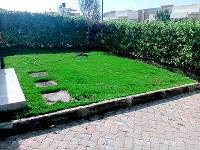 3bdrm Bungalow in Joska for sale - Image 4