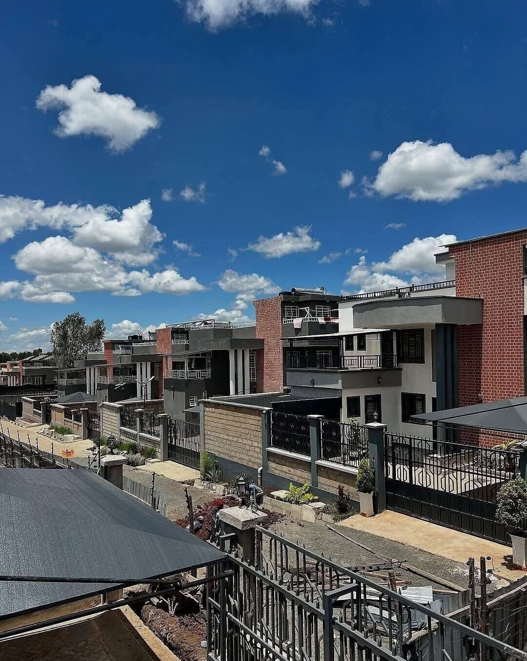 4BR Townhouse on 50x100 Plot with Clubhouse - Ngong