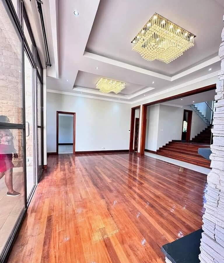 5-Ensuite Villa on Half-Acre with Shared Pool – Karen Near Galleria