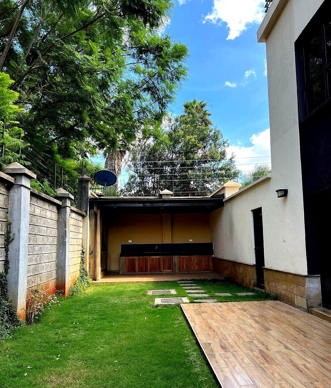 Expansive 5-Bed Townhouse in Secure Gated Community - Lavington