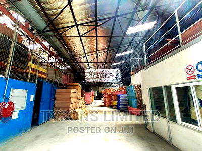 Warehouse for Sale in Industrial Area - Image 4