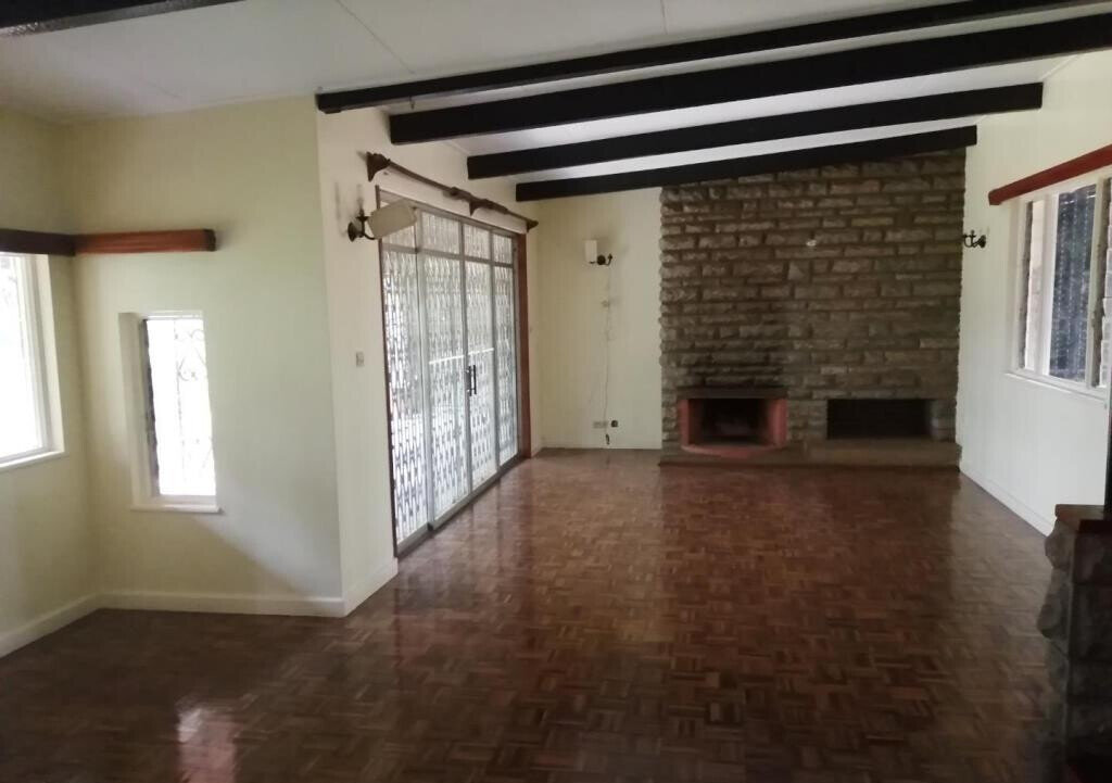 0.8 Acre Lavington Bungalow at KSh 260K