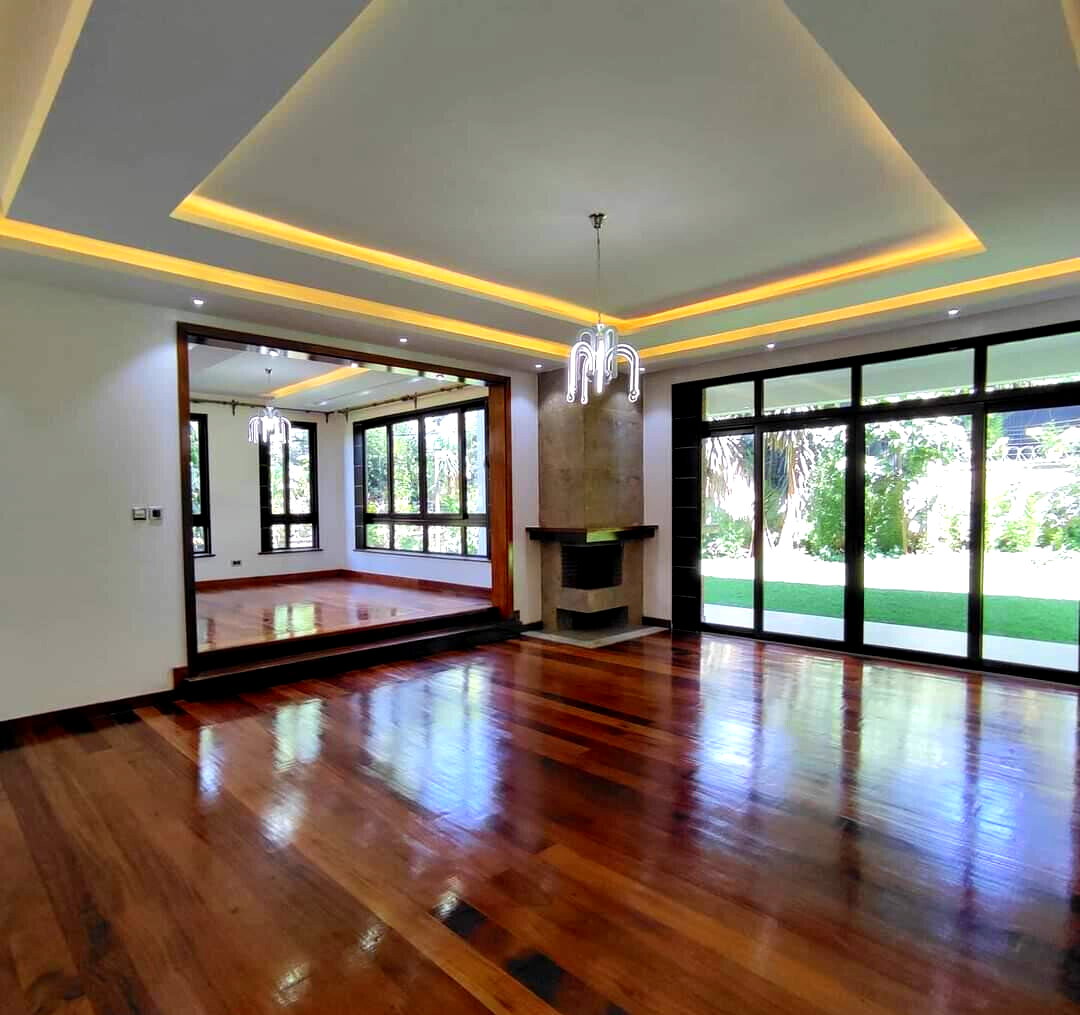 5-Ensuite Townhouse with Mature Garden & Backup Power - Lavington