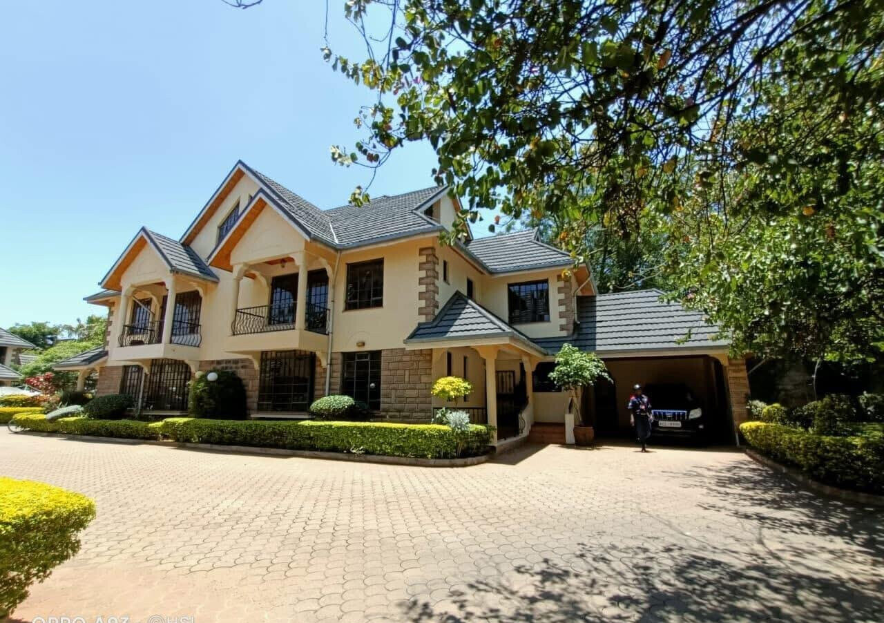 Six 5BR All-Ensuite Townhouses on 0.75 Acres - Kileleshwa