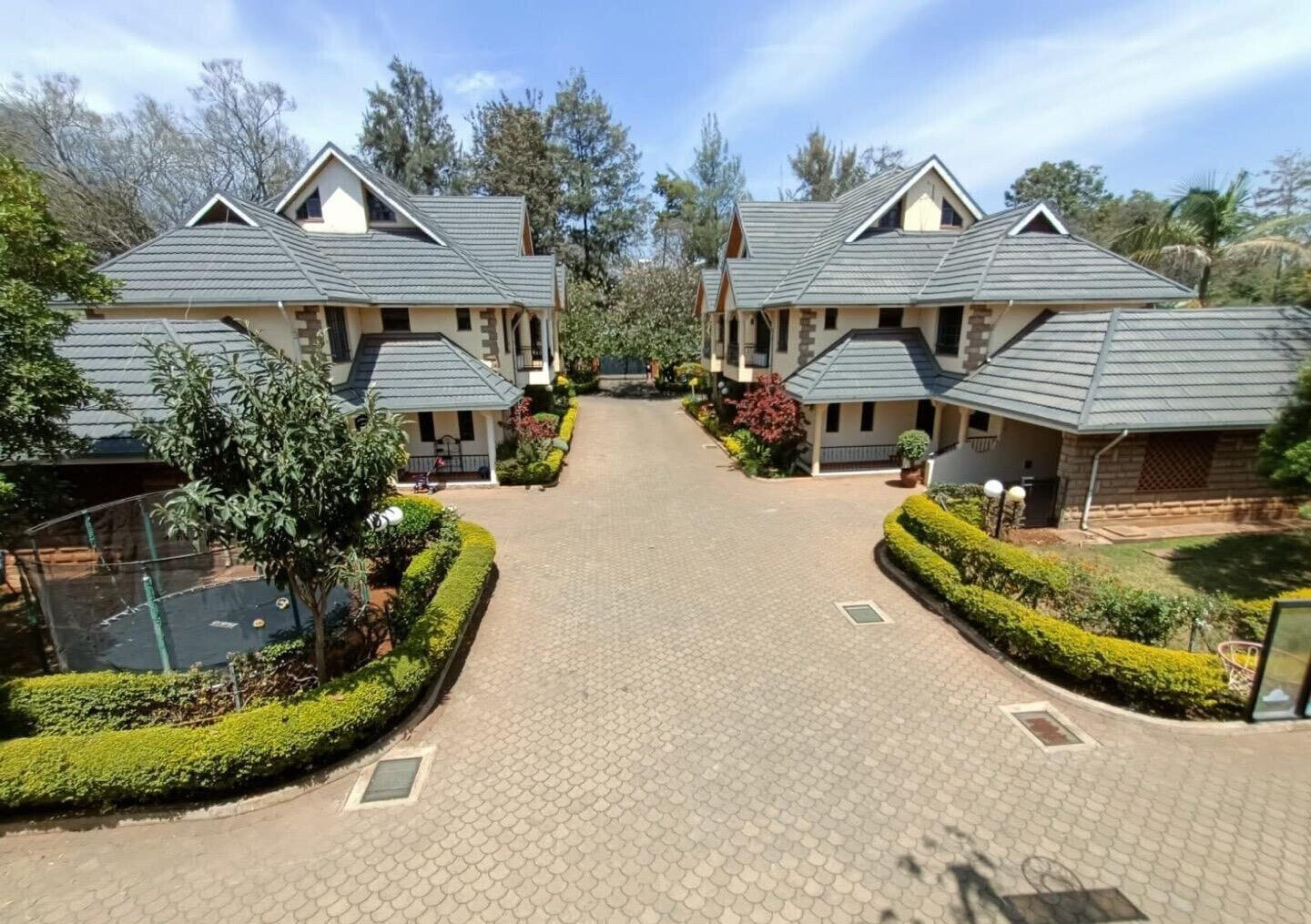 Six 5BR All-Ensuite Townhouses on 0.75 Acres - Kileleshwa
