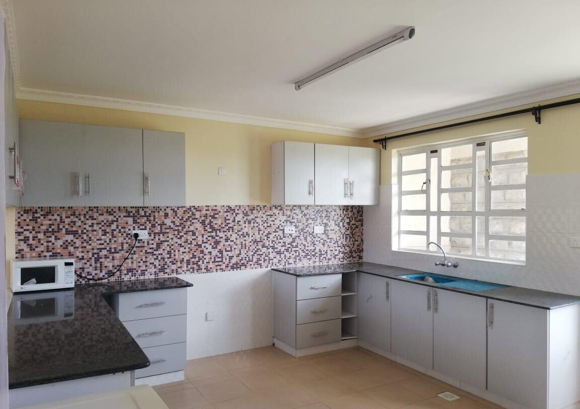 3BR Ready-to-Move-In Maisonette with DSQ - Kitengela
