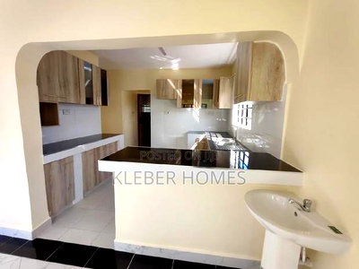 3bdrm Bungalow in Matasia for sale - Image 2