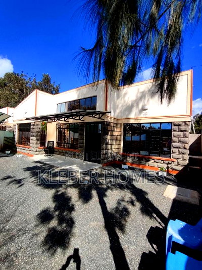 3bdrm Bungalow in Matasia for sale - Image 1