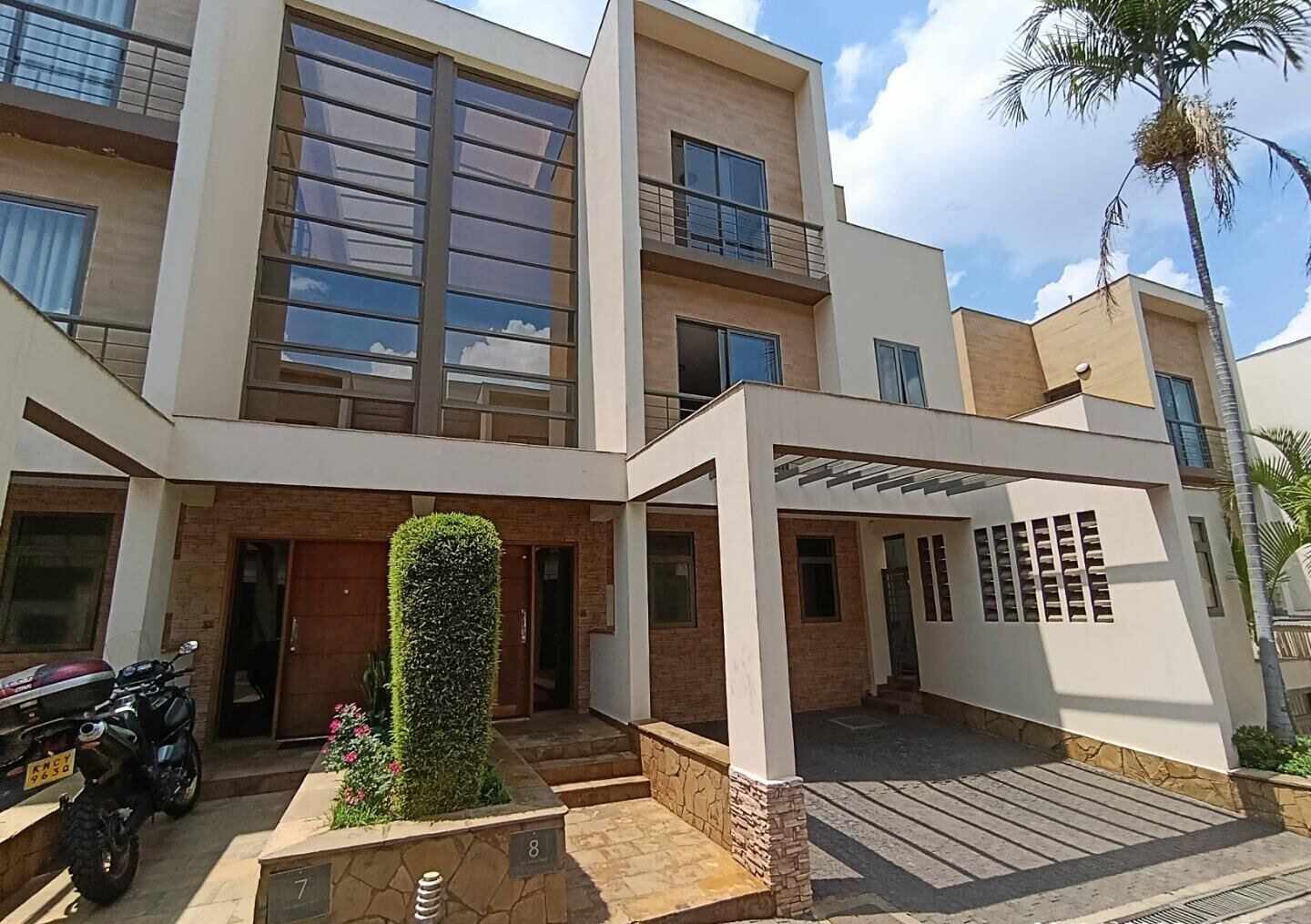 4BR All-Ensuite Townhouse with Heated Pool & Clubhouse - Kileleshwa