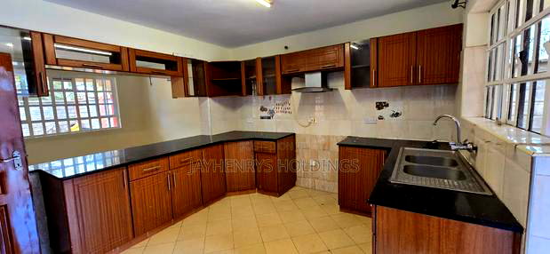 4bdrm House in Kamakis for rent