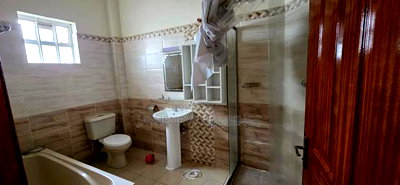 4bdrm House in Kamakis for rent - Image 17