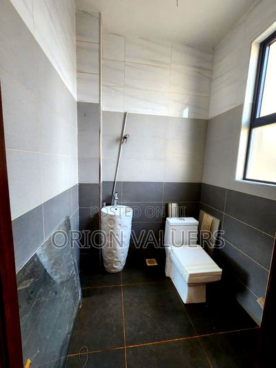 4bdrm Maisonette in Green View Villas, Ridgeways for sale - Image 2