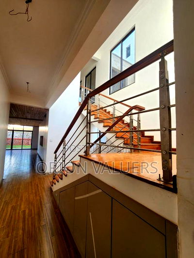 4bdrm Maisonette in Green View Villas, Ridgeways for sale - Image 4