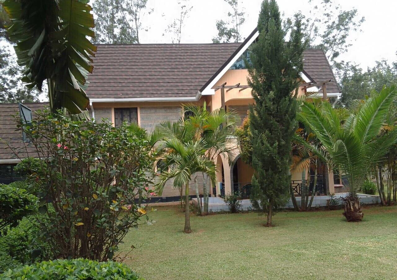 Standalone 4-Bed Townhouse with DSQ & Gazebo – Karen