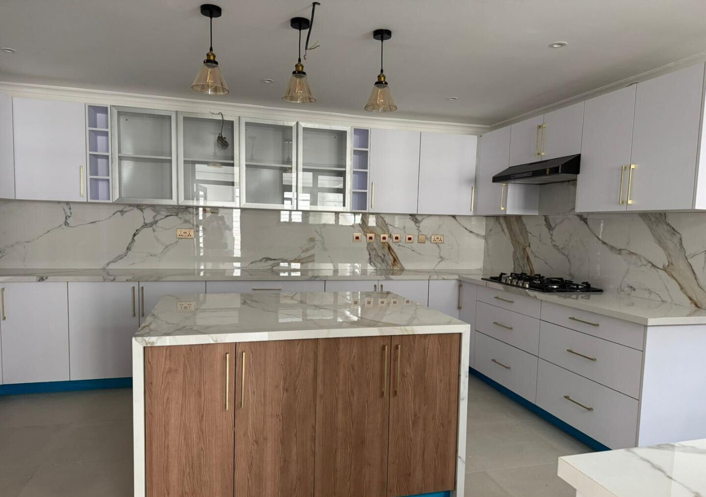 7 All-Ensuite Townhouse with Sunken Lounge & Guest Wing - Runda
