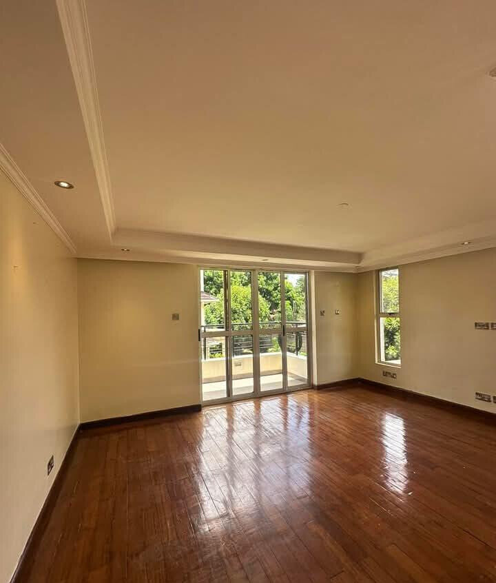 5-Bed Gated Townhouse Steps from Lavington Mall