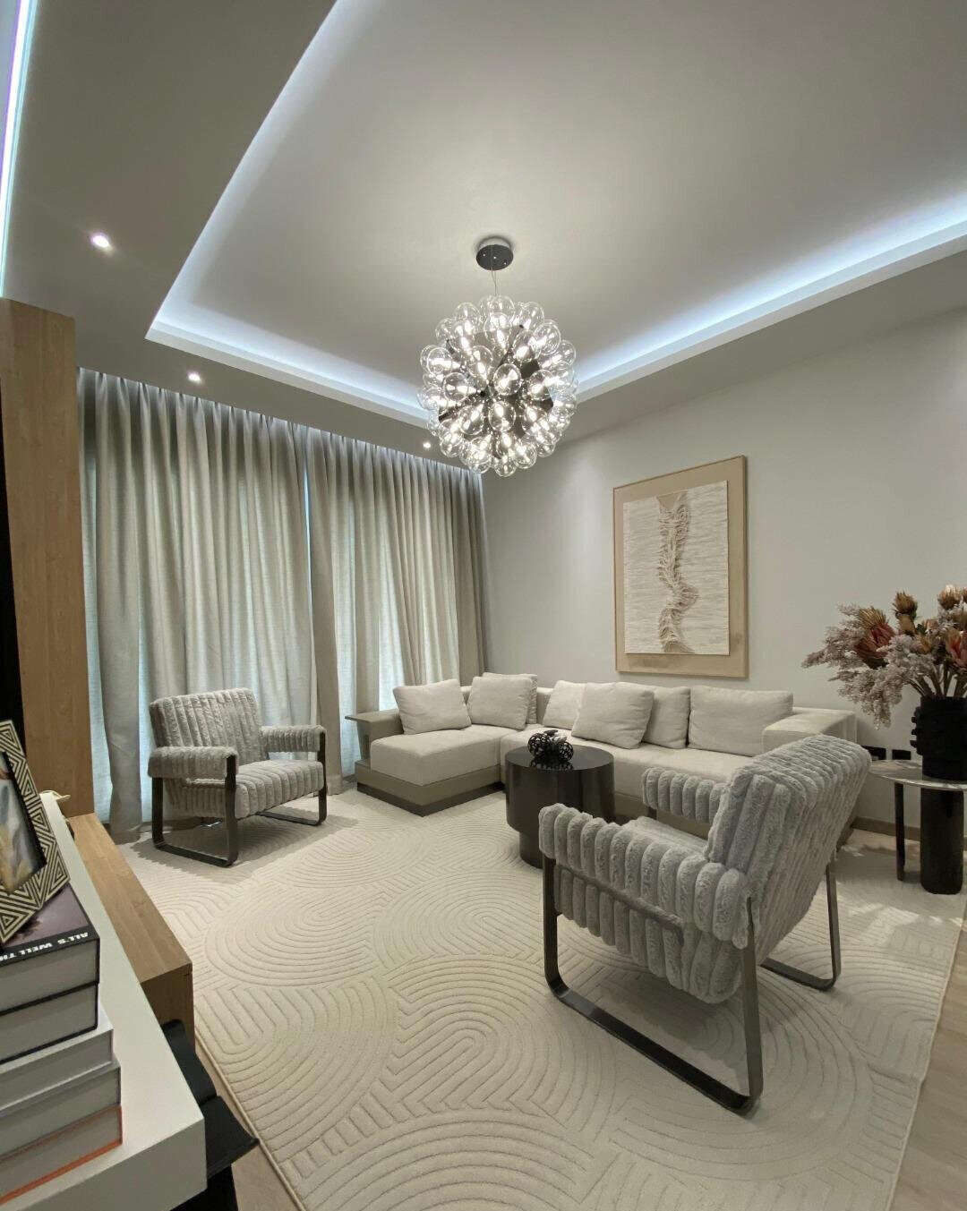 3BR with Heated Infinity Pool & Skyline Views - Westlands