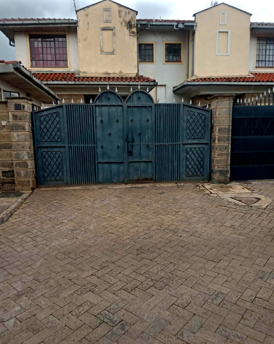 4BR All-Ensuite Maisonette with DSQ & Garden - South C Near Mosque
