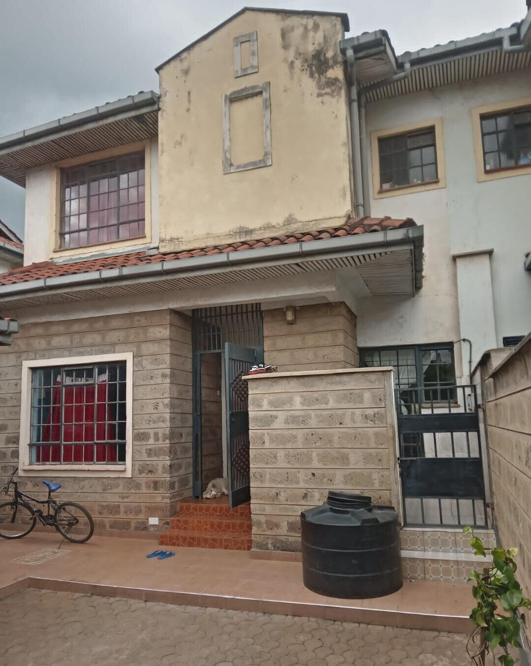4BR All-Ensuite Maisonette with DSQ & Garden - South C Near Mosque