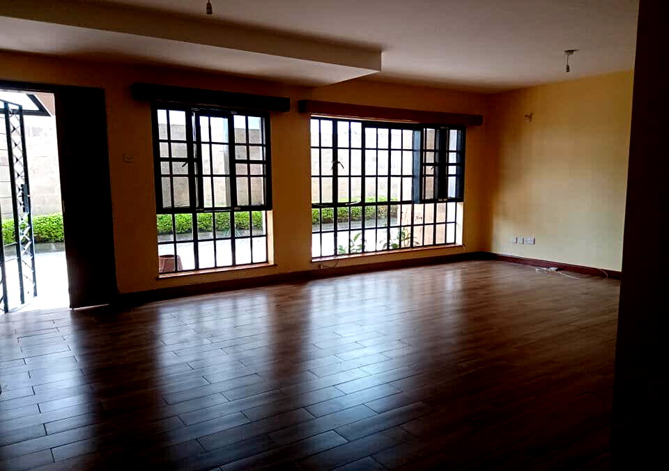 4-Bed Townhouse with DSQ in Brookside - Westlands