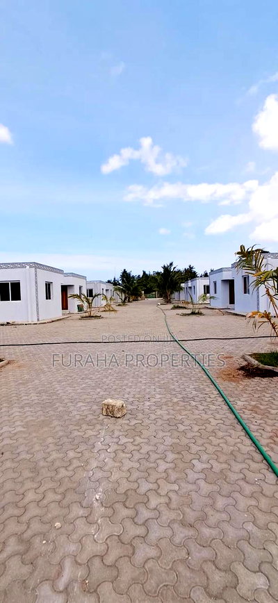 2bdrm Bungalow in Kikambala for sale - Image 3