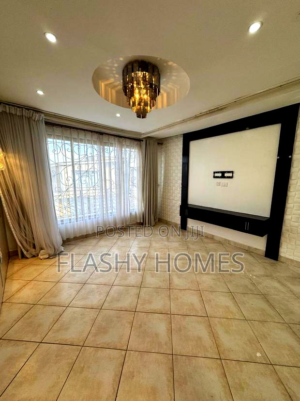 4bdrm Townhouse / Terrace in Syokimau, Gateway Mall Area for rent