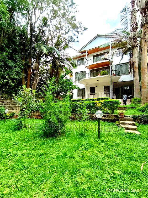 4bdrm Townhouse / Terrace in Kileleshwa for rent