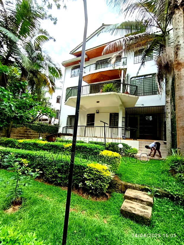 4bdrm Townhouse / Terrace in Kileleshwa for rent