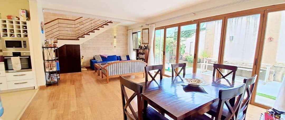 Corner 4BR Townhouse with Heated Pool & Gym - Kileleshwa