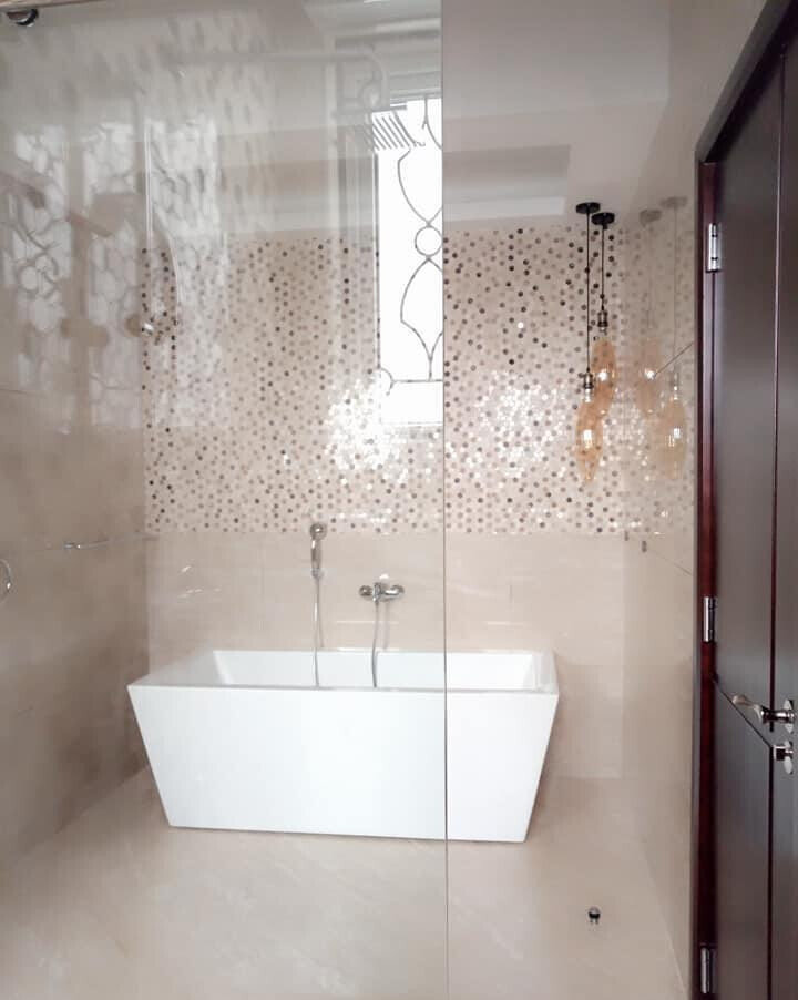 5-Bed Townhouse with Two Kitchens & Prayer Room - Lavington