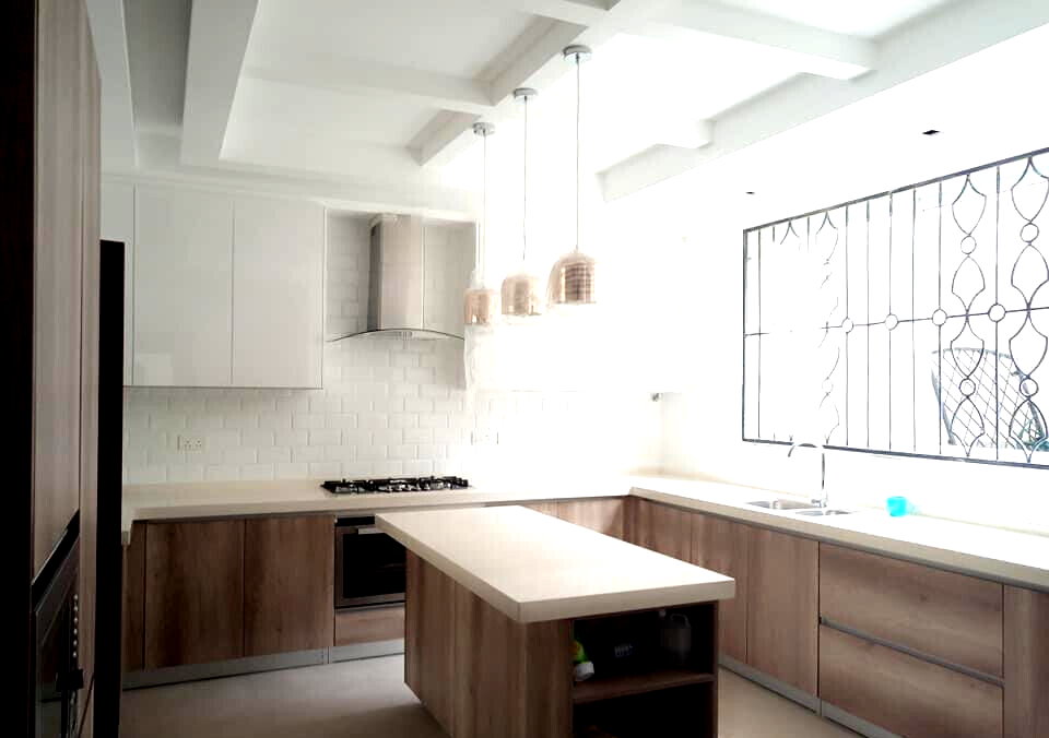 5-Bed Townhouse with Two Kitchens & Prayer Room - Lavington