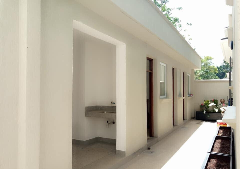 5-Bed Townhouse with Two Kitchens & Prayer Room - Lavington