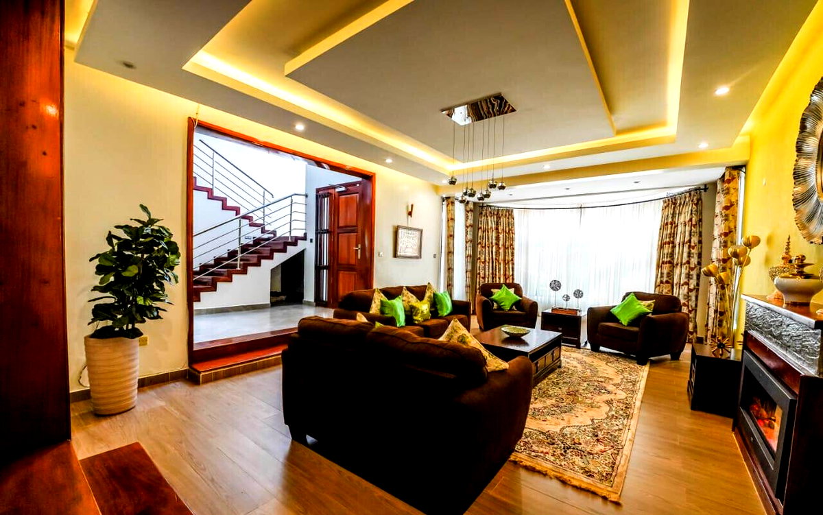 Fully Furnished 5-Ensuite Townhouse with Pool - Lavington