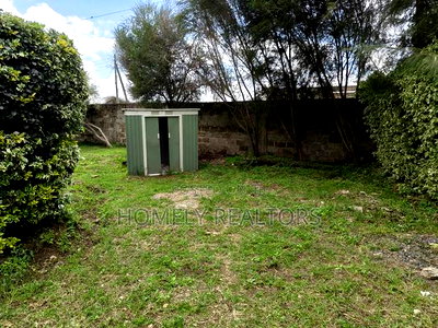 Large Eighth Acre Gated Plot (70*100) in Kerarapon, Ngong - Image 4