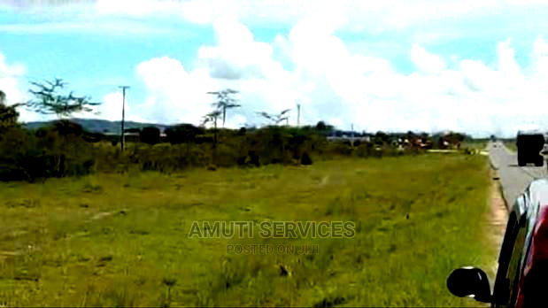 Maanzoni: 5 Acres Commercial