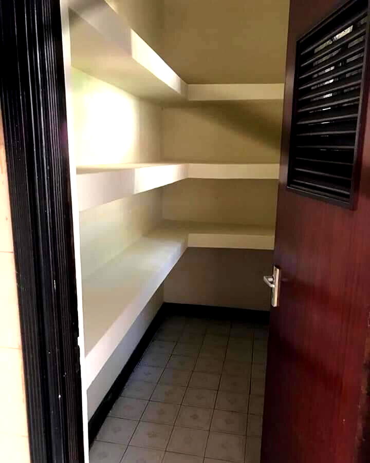 Distress Sale: 4BR Townhouse Walk to Sarit & Westgate - Westlands