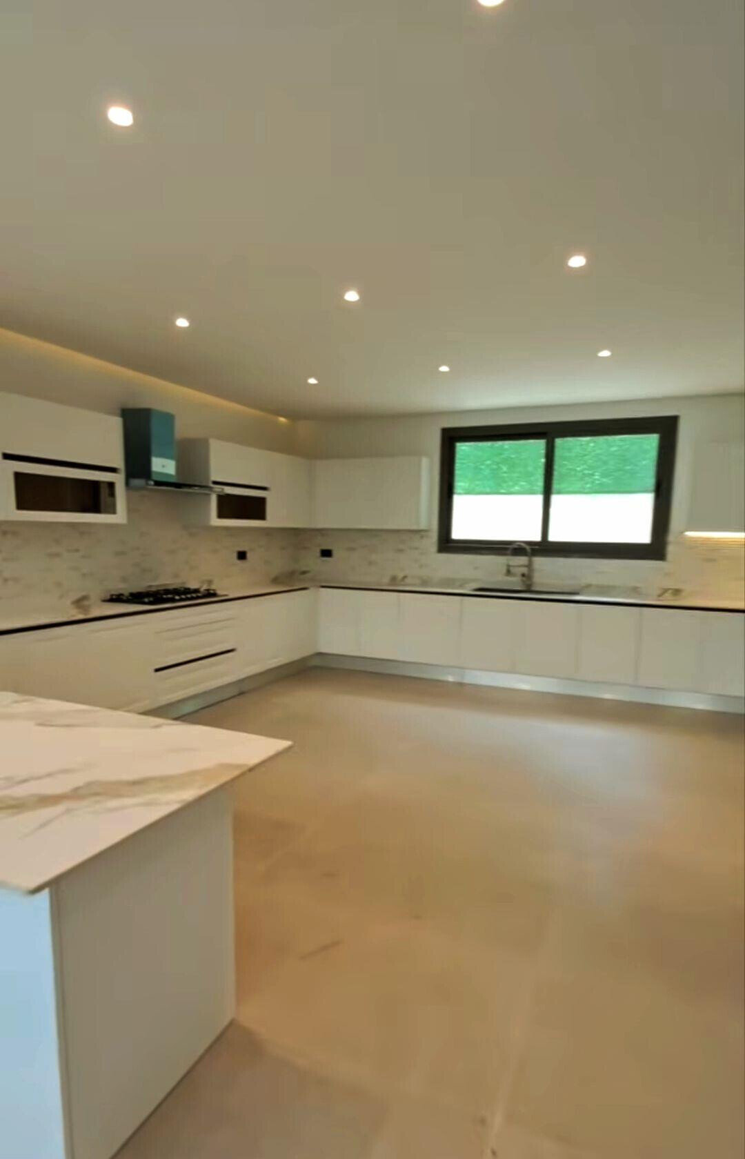Spacious 5-Bed Townhouse in Gated Community - Lavington